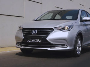Changan ingresa al segmento de sedanes con la moderna y elegante Changan New Alsvin