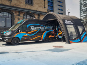 Team Fordzilla inicia su viaje por Europa con ‘Gaming Transit’ y lleva diversión accesible a jóvenes jugadores