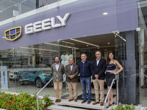Geely inaugura nueva tienda en Arequipa en alianza con el concesionario Incamotors