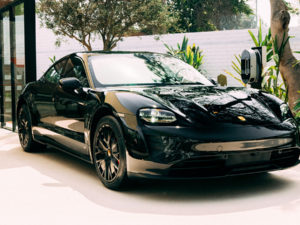 Porsche presenta el nuevo Taycan GTS en CASACOR Perú