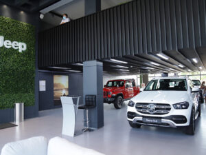 Concept Store de Divemotor se renueva y abre sus puertas por tercer año consecutivo en el Boulevard de Asia