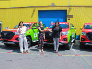 Corporación Universal, que agrupa a Exitosa, Karibeña y La Kalle, renueva su flota de pick up Changan F70 4×4