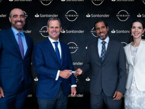Nissan y Grupo Santander se unen para brindar novedosas alternativas financieras para sus clientes  