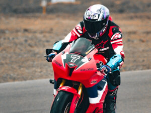 Renzo Cecchi gana su categoría en la 1ra fecha del Nacional de Motovelocidad