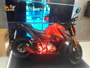 Honda Motos presenta la nueva CB300 Twister