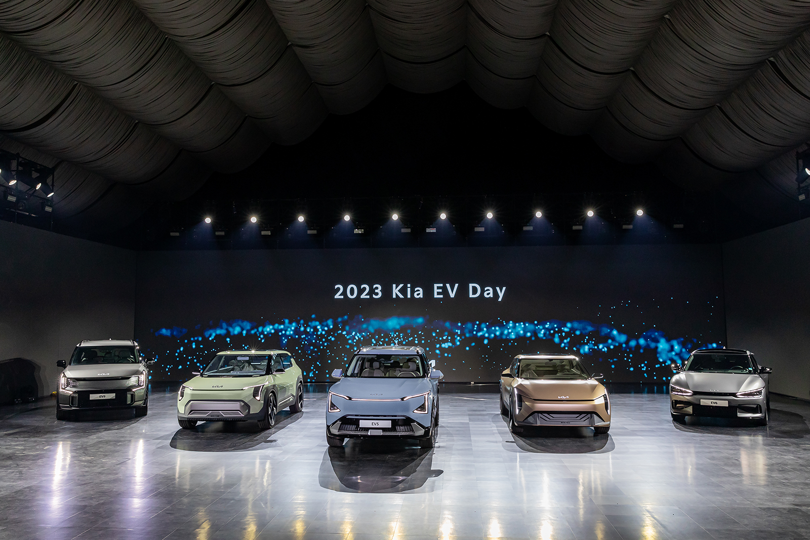 Kia sorprende presentando su nuevo portafolio de vehículos eléctricos