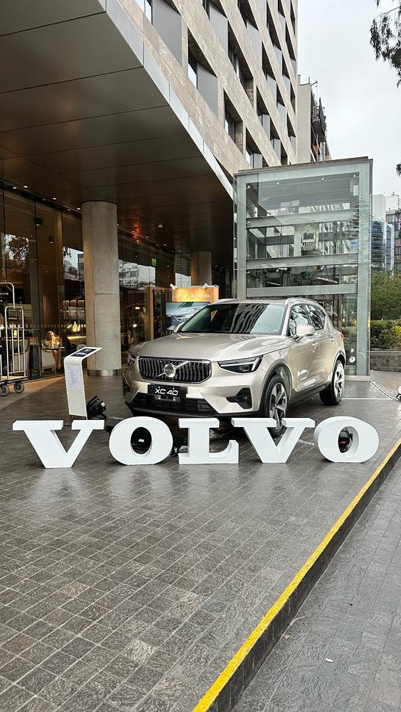 Volvo participó en prestigioso desfile “Boutique Moda Perú” con su modelo de vanguardia XC40