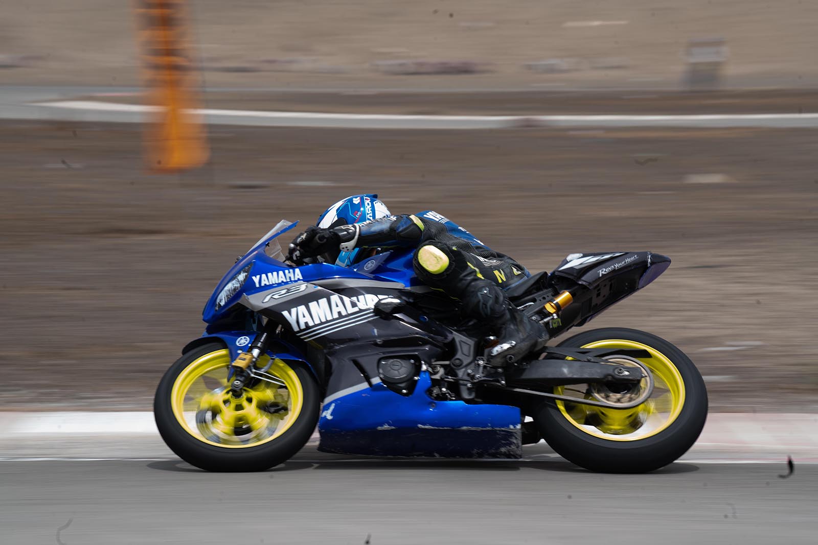 Pilotos peruanos destacaron en el Campeonato Metropolitano de Motovelocidad
