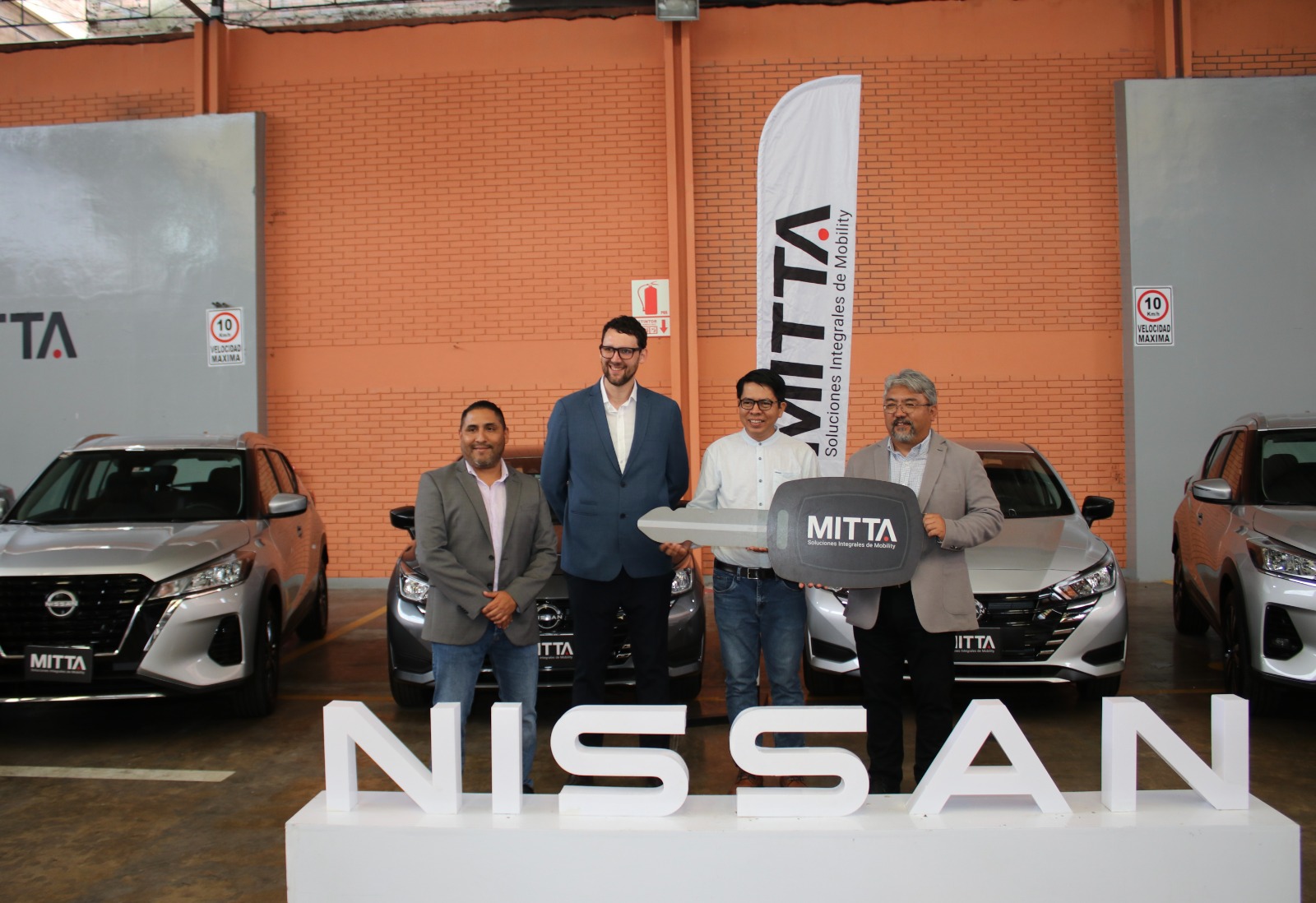 Nissan Perú y Mitta amplían flota de San Fernando
