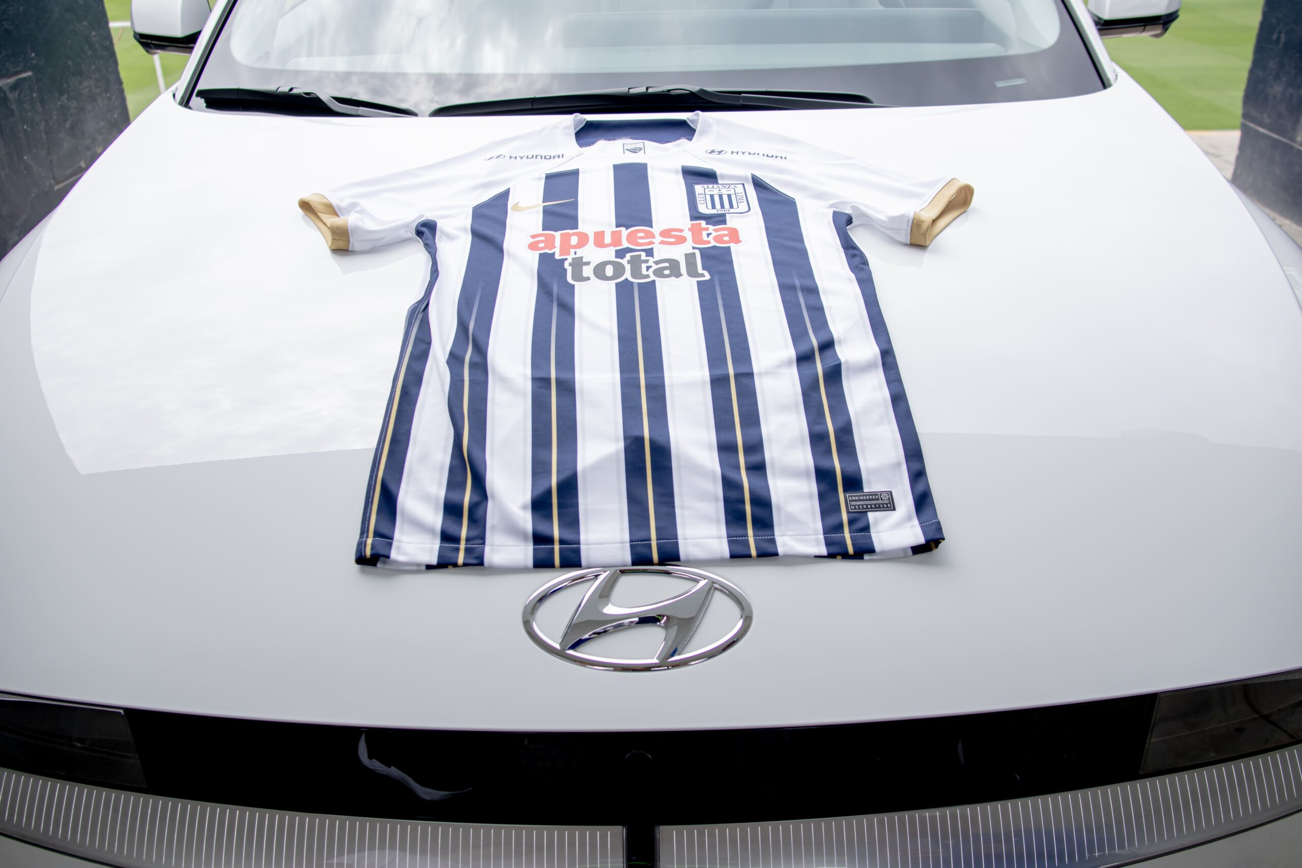 Hyundai se suma al club blanquiazul