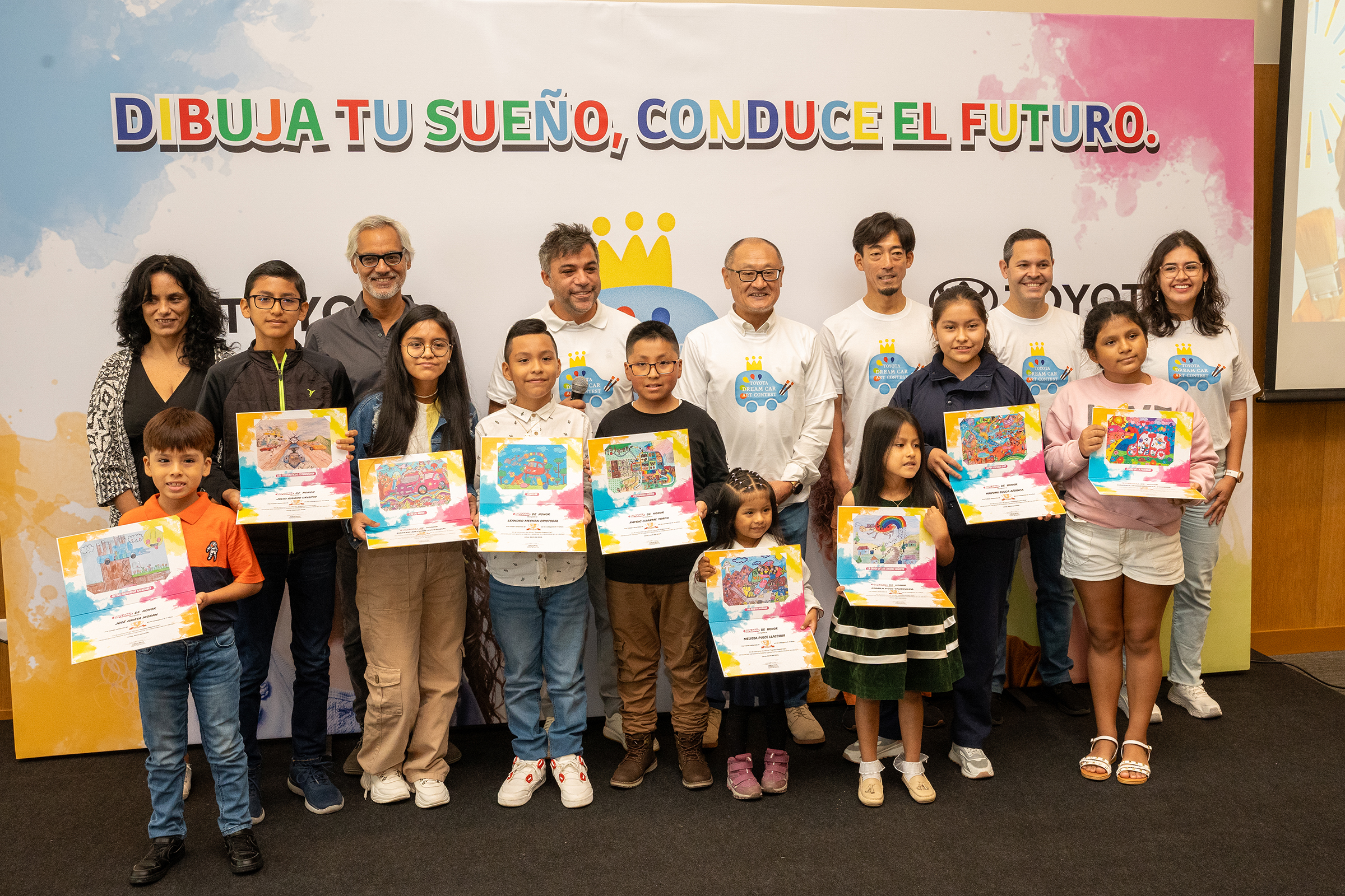 Concurso Toyota Dream Car premia a niños y adolescentes ganadores de cinco regiones del Perú