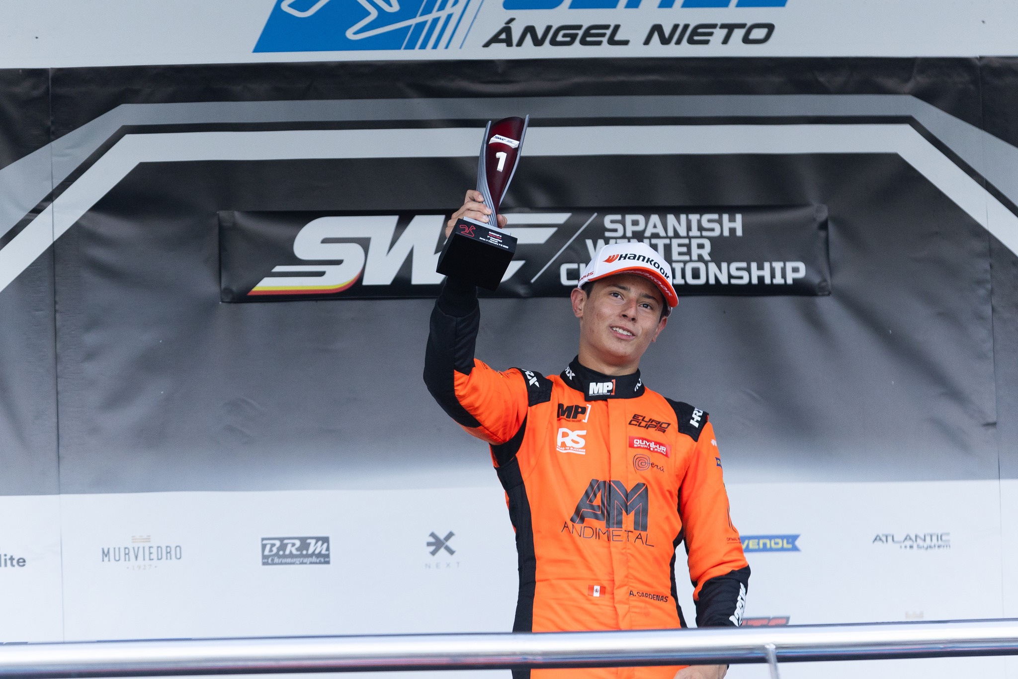 Andrés Cárdenas logra histórico triunfo en Jerez en su debut en la Eurocup 3