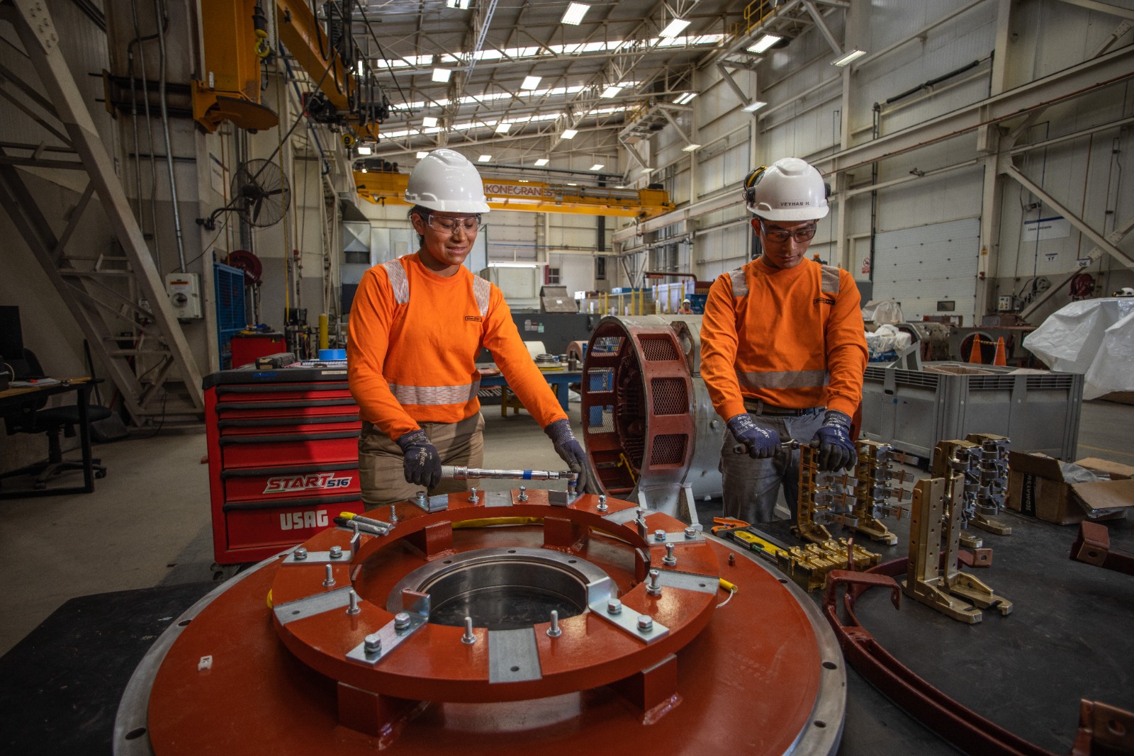 Día del Mecánico: Cómo la tecnología transforma la capacitación técnica en maquinaria pesada