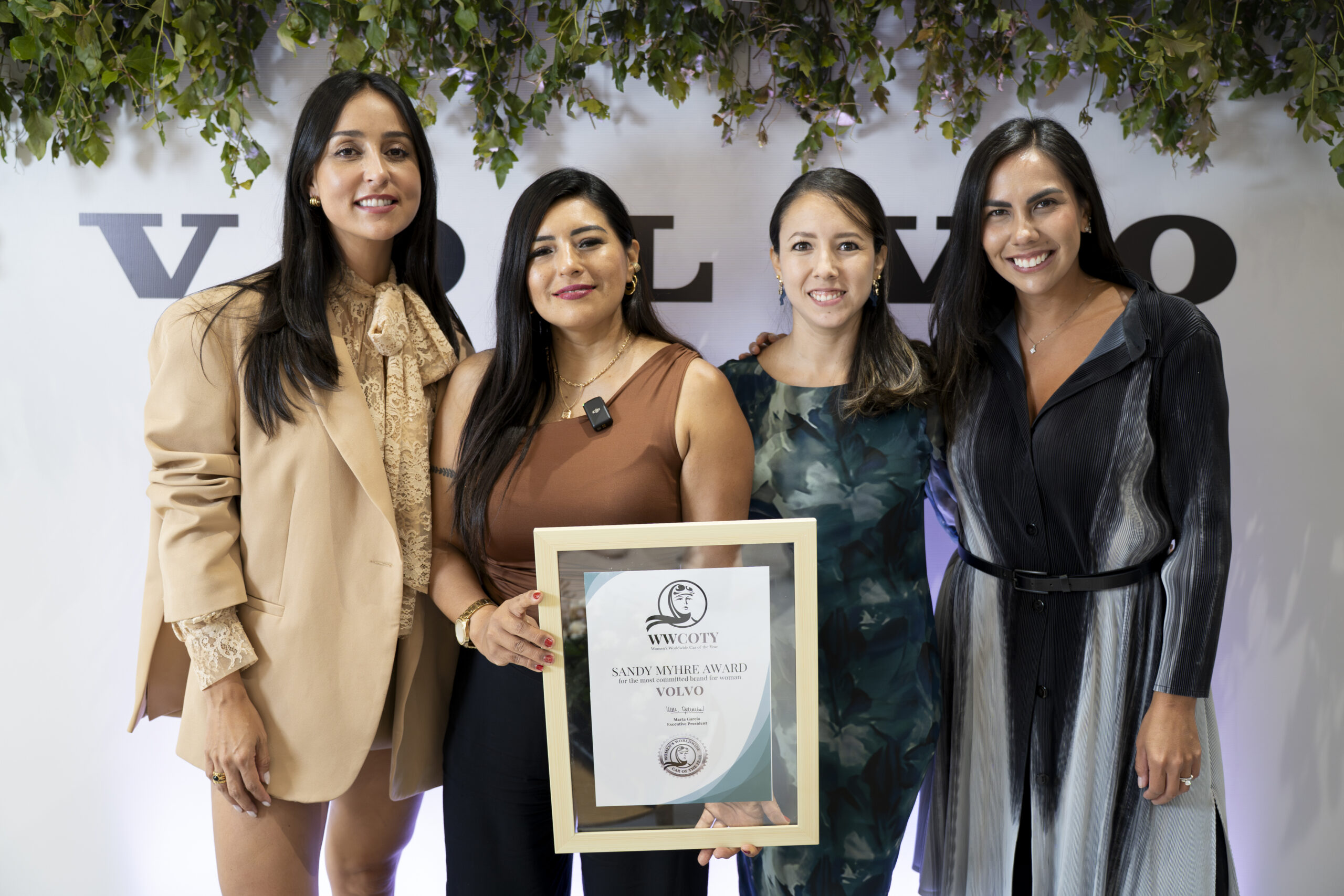 Volvo Cars reafirma su compromiso con la equidad y el desarrollo femenino