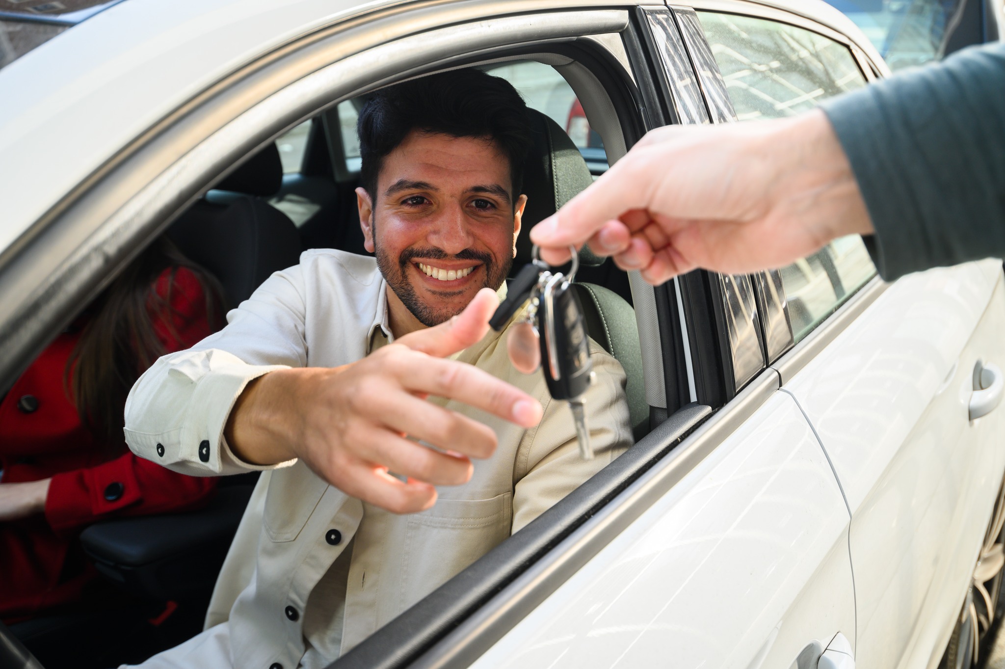 Auto propio: conoce la alternativa segura que desafía los mitos del crédito tradicional