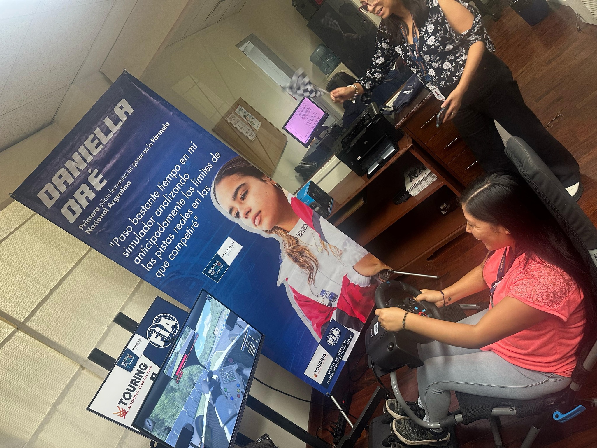 FIA Girls On Track: El Touring brindo apoyo a representantes peruanas que participaron en las clasificatorias de la nueva Female Esports Cup