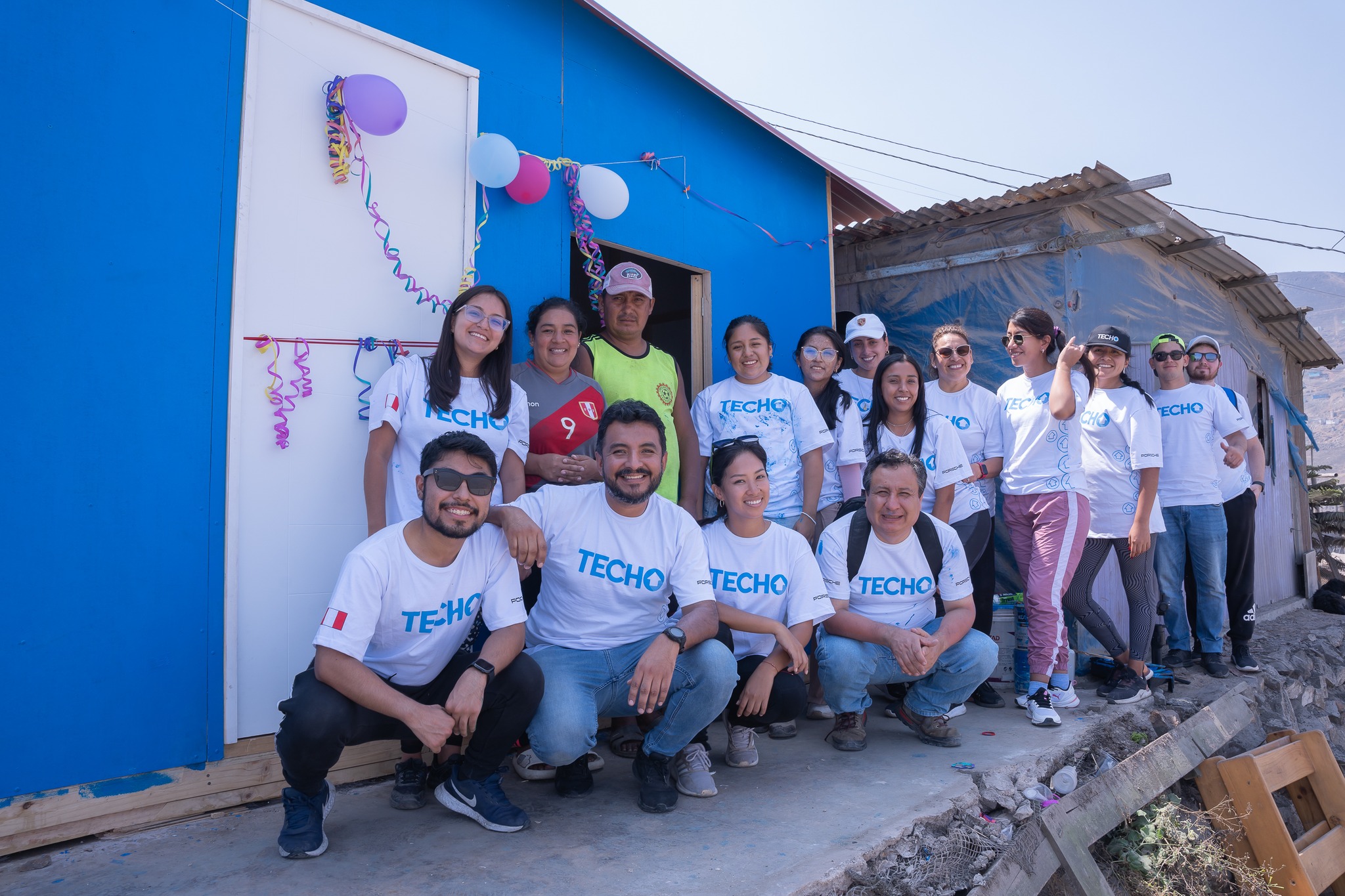 Porsche Perú y TECHO benefician a familias en situación vulnerable de San Juan de Miraflores en jornada solidaria