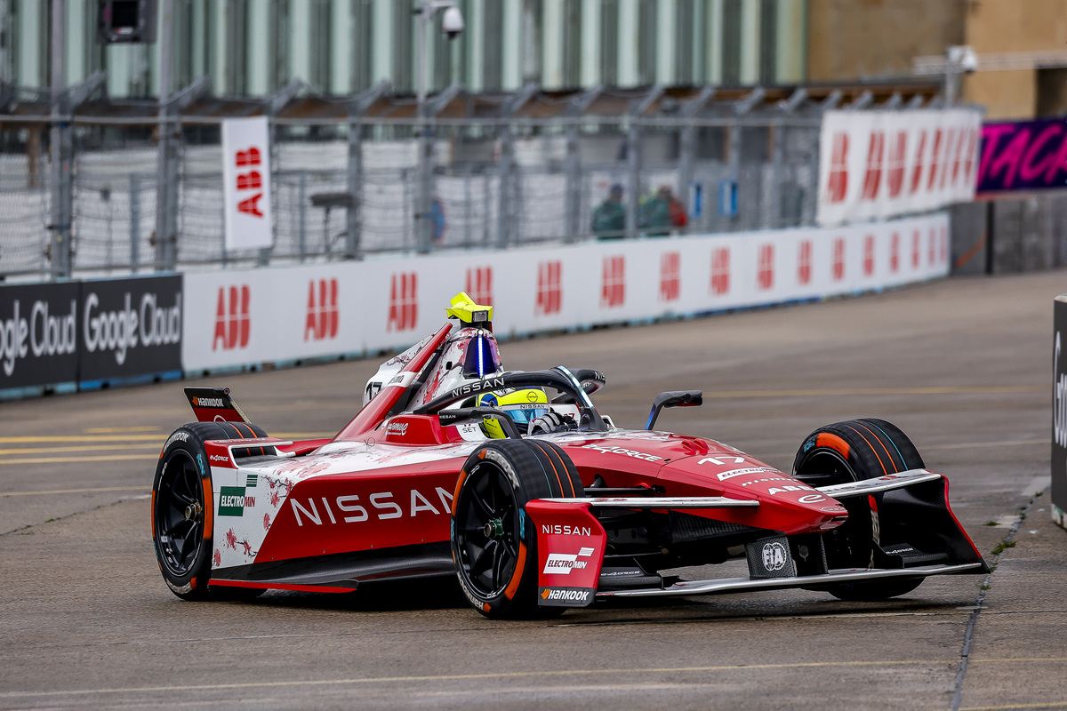 Oliver Rowland, del equipo Nissan Formula E, se consagra Campeón del Mundo de Fórmula E en el E-Prix de Berlín