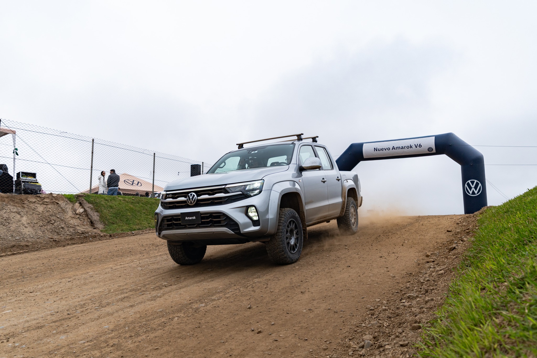 Volkswagen reafirma su liderazgo en el segmento de pick-ups con el lanzamiento del nuevo Amarok V6