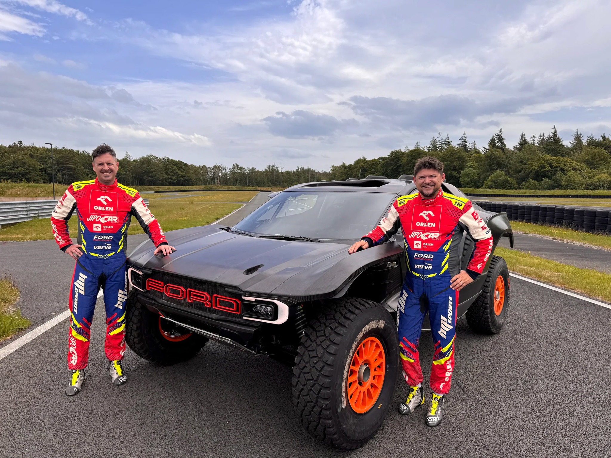 Ford otorga la primera licencia a un equipo privado para competir con Raptor T1+ en el Rally Dakar 2026