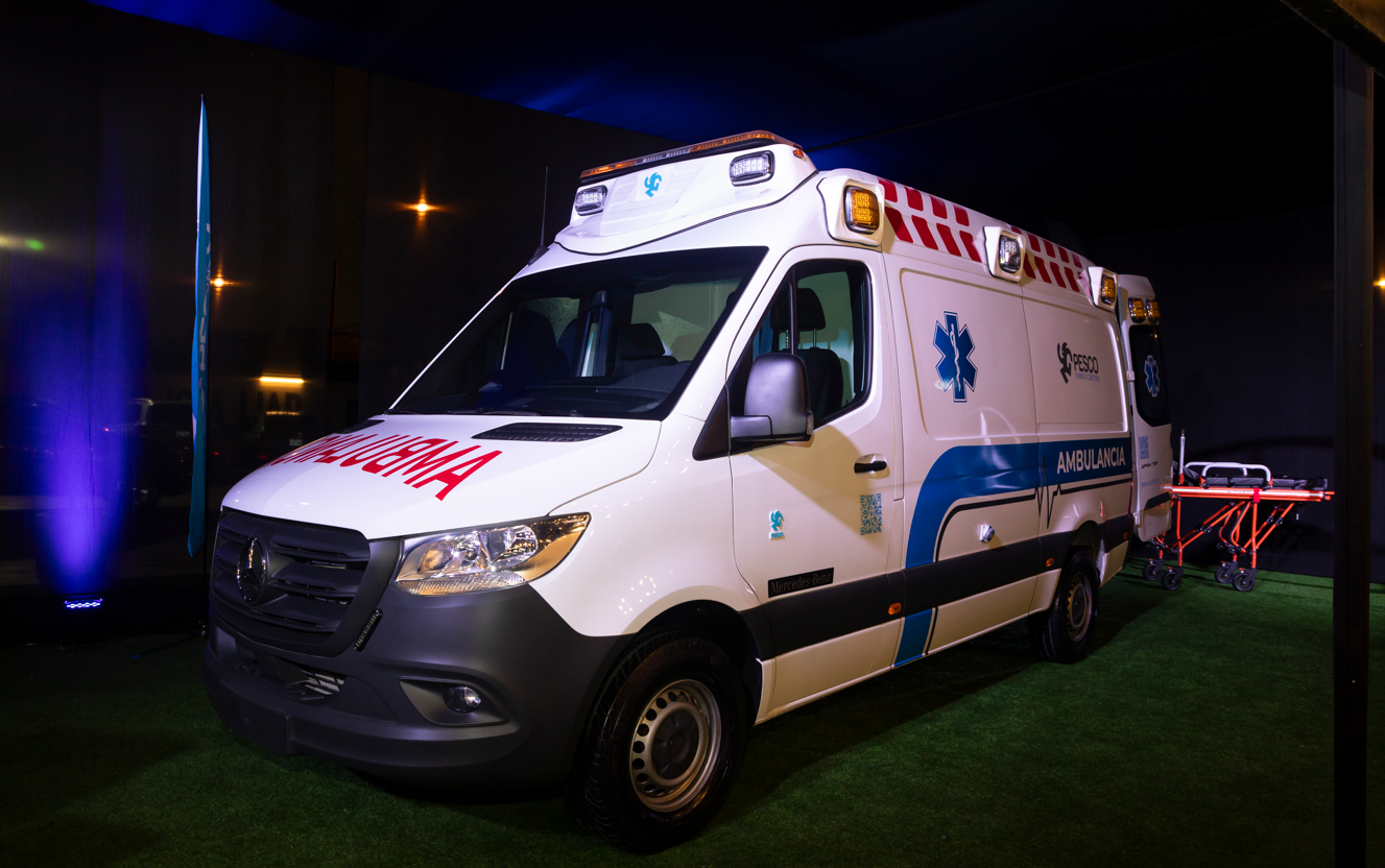Divemotor y Pesco presentan la nueva Mercedes-Benz Sprinter Ambulancia: innovación y seguridad al servicio de la salud