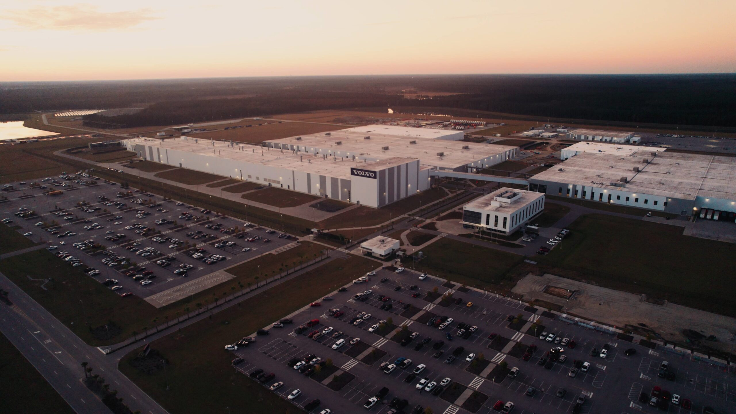 Volvo Cars continúa invirtiendo en su planta de Carolina del Sur