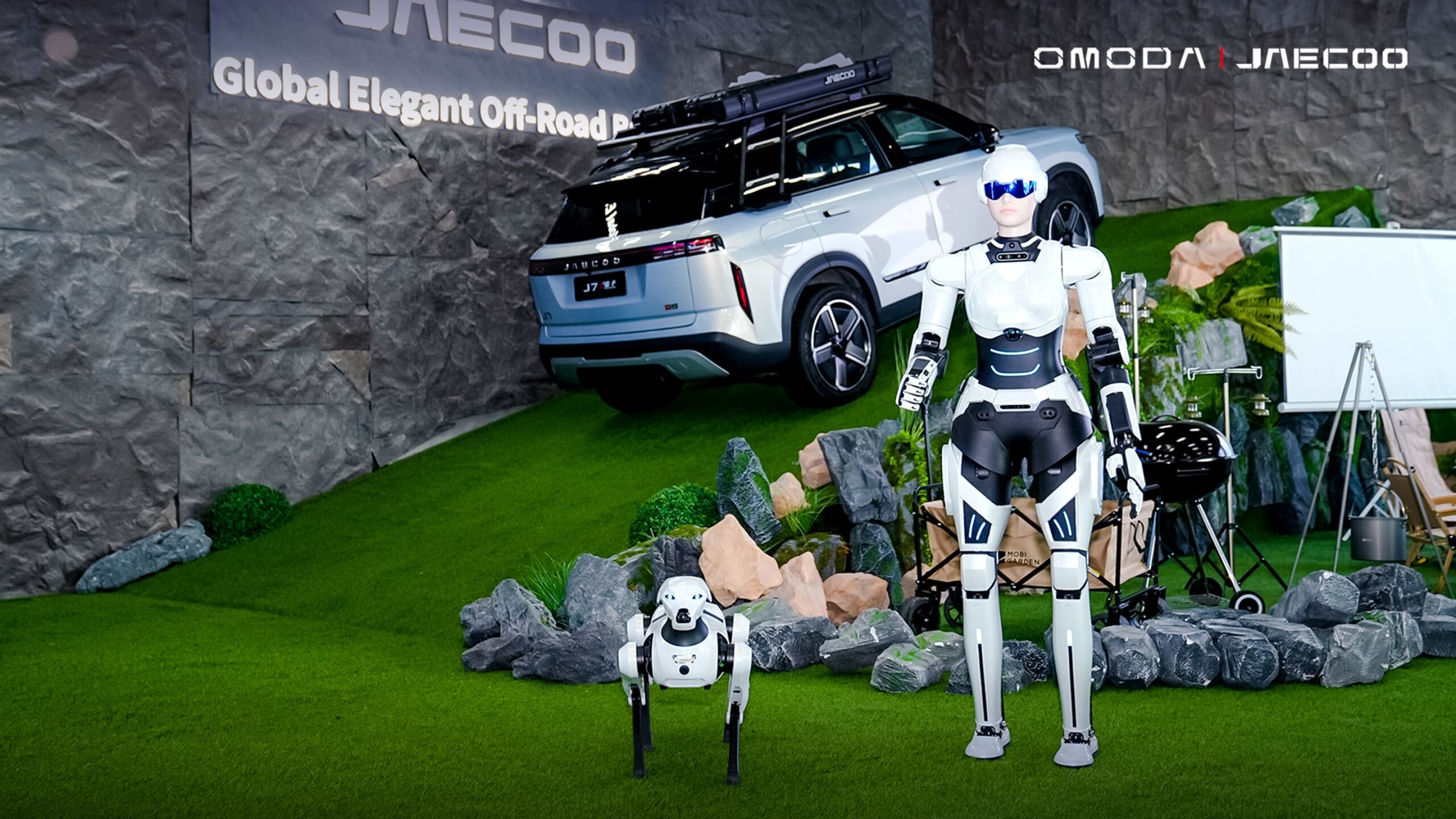 Innovación con rostro humano: OMODA & JAECOO presentan AIMOGA, su robot asistente que redefine el futuro de la movilidad inteligente