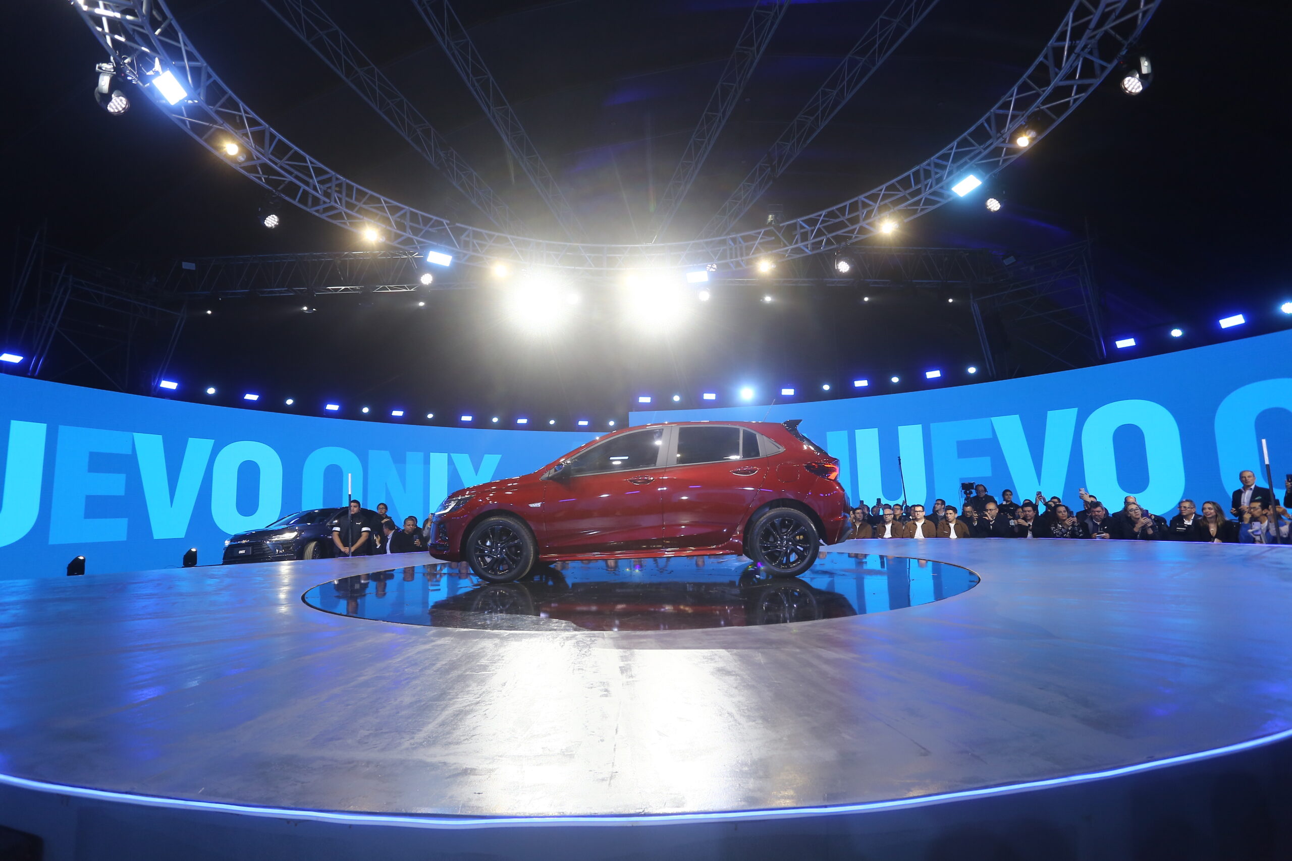 Chevrolet celebra su aniversario fortaleciendo su apuesta por la movilidad del futuro