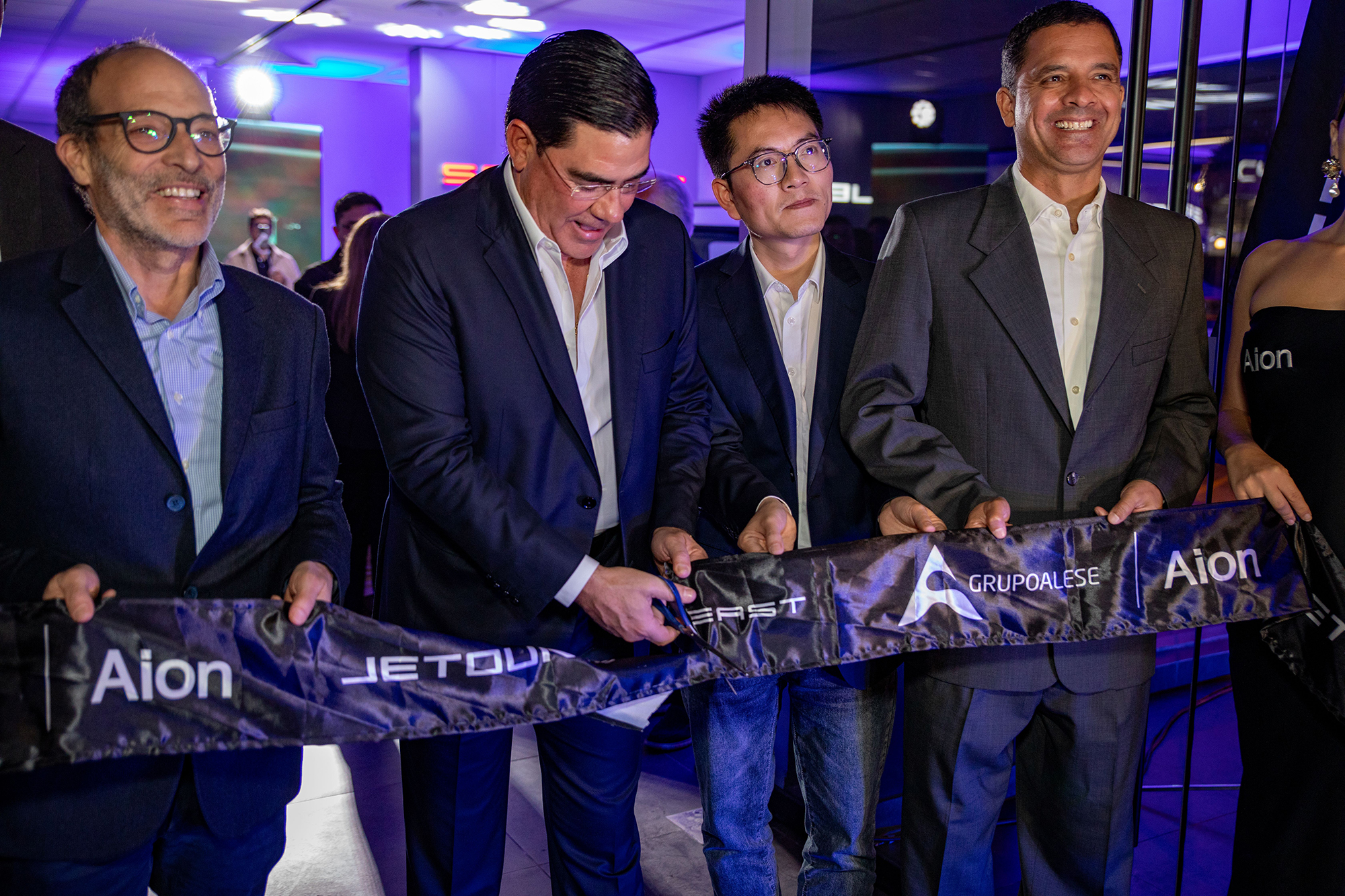 Jetour y Soueast expanden su presencia en Lima con la inauguración de nuevo concesionario en La Molina