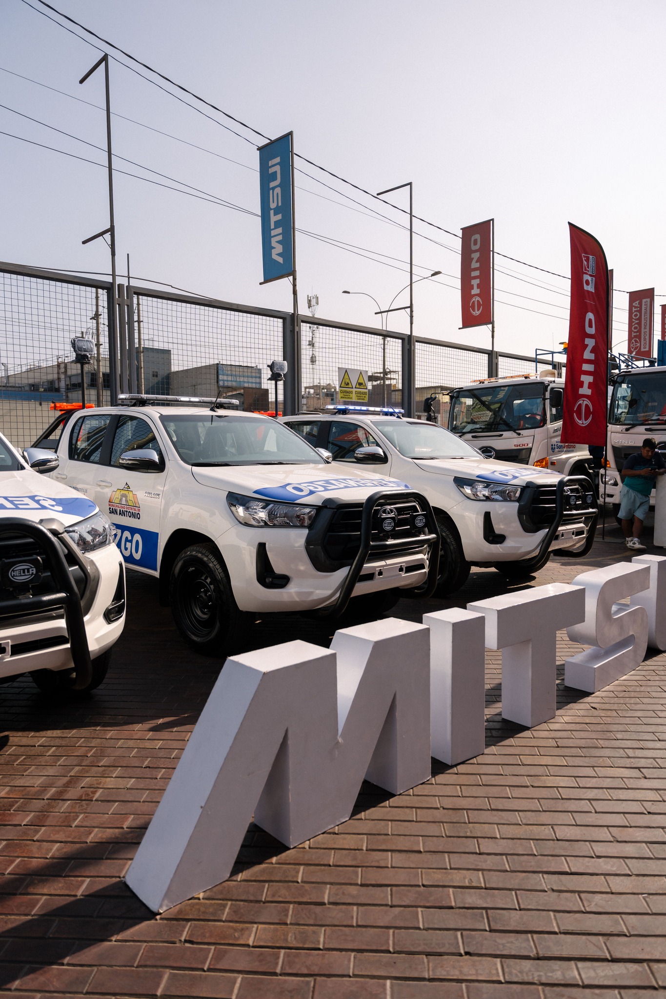 Mitsui Automotriz entrega nueva flota de camiones y camionetas a la Municipalidad de San Antonio