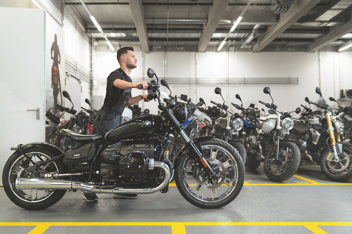 Claves de BWM Motorrad para proteger la moto del sol, calor extremo y alta radiación UV durante el verano peruano