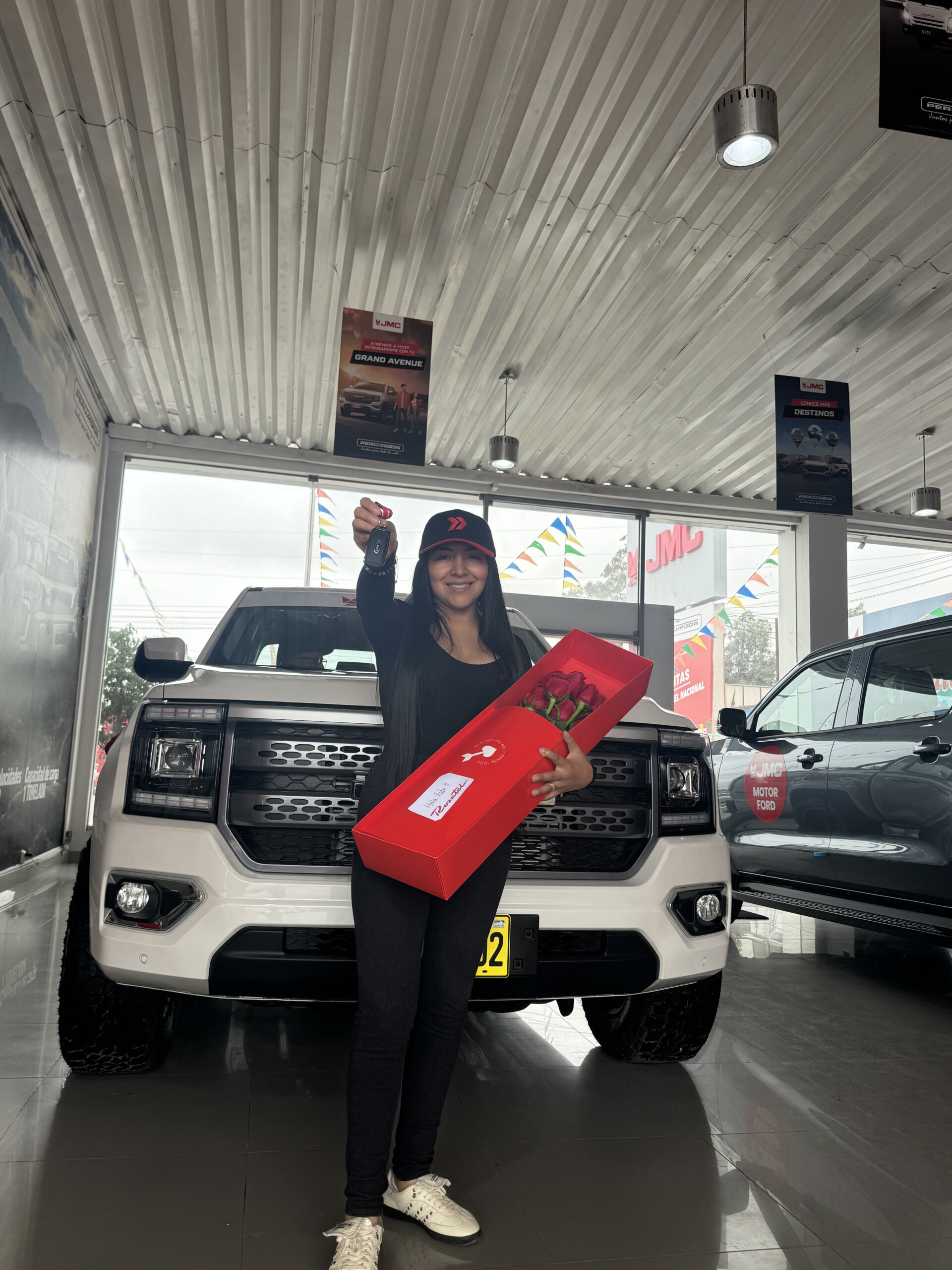 Fabiola Medina es presentada como nueva embajadora de JMC y participará en el Rally Caminos del Inca 2026