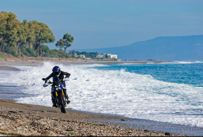 BMW Motorrad logra resultado récord en la elección de loslectores para “Motocicleta del Año 2026” de la revista MOTORRAD.